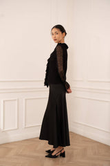 Choklate Paris - Schwarzer Satinrock mit seitlichem Spitzeneinsatz - Elegant & Feminin