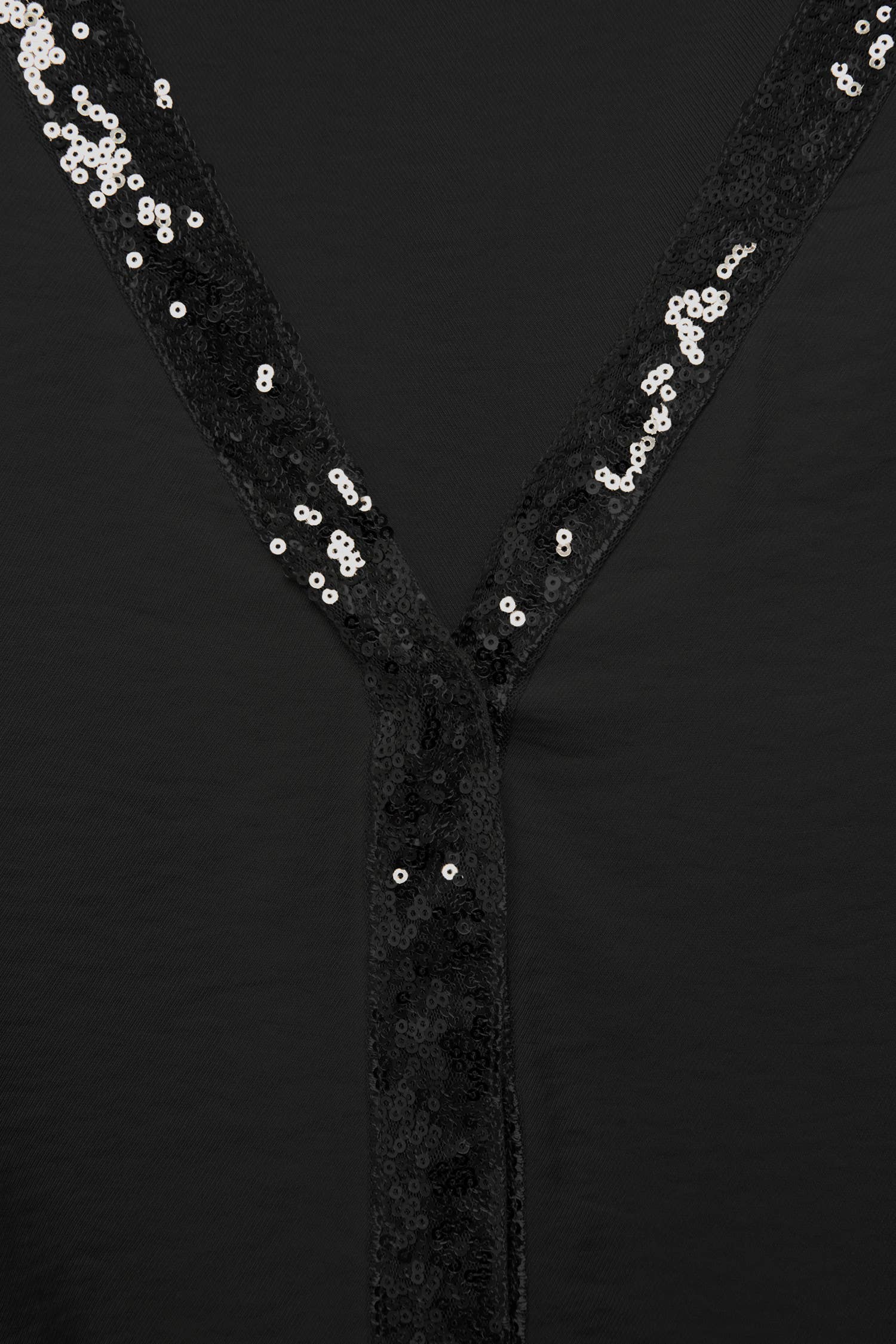 Lanidor - Bluse - Schwarz mit tonalen Paillettendetails - V-Ausschnitt