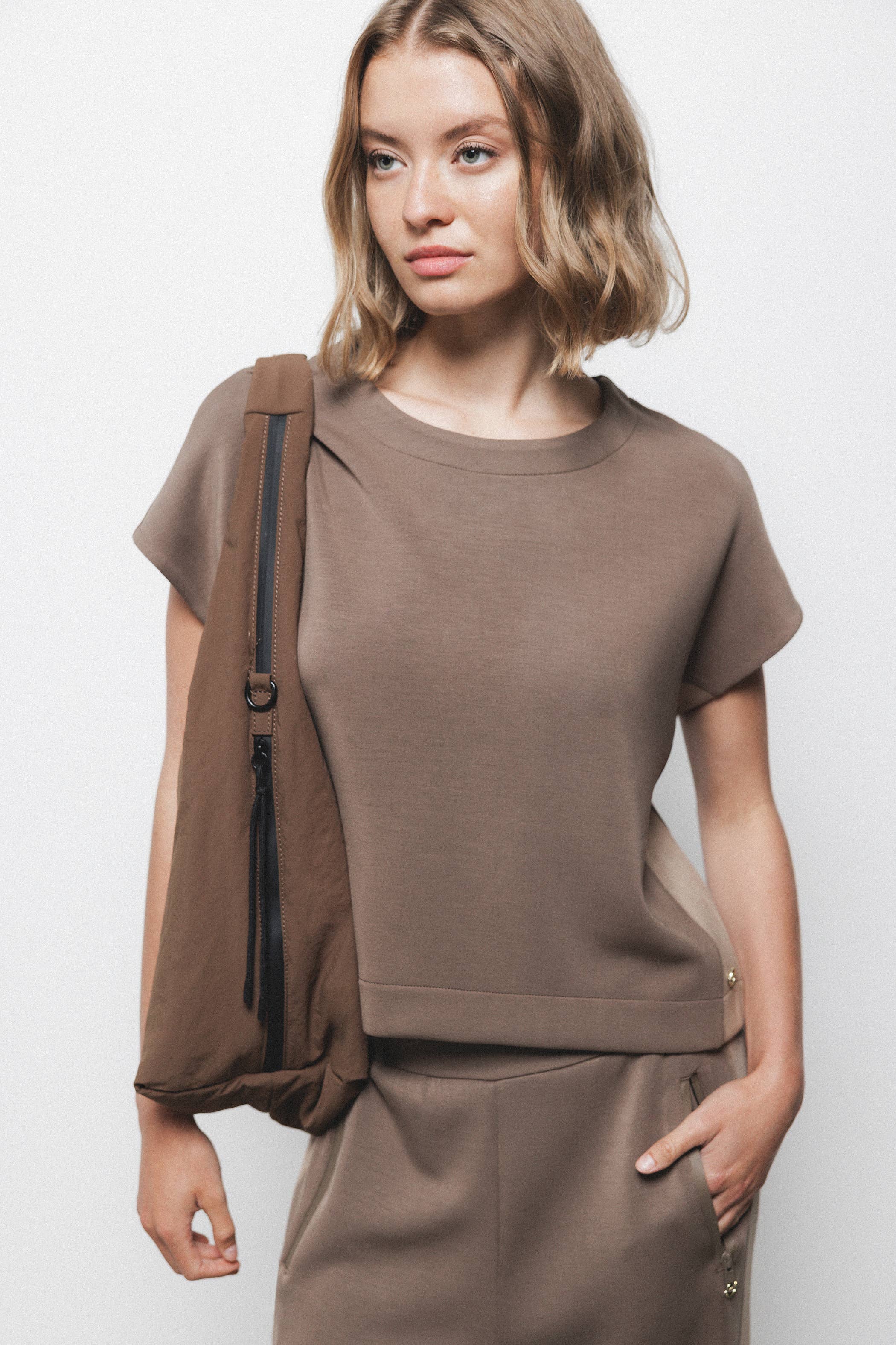 Lanidor - Zweifarbiges Jersey Shirt - Kurzarmbluse - Taupe - Rundhalsausschnitt