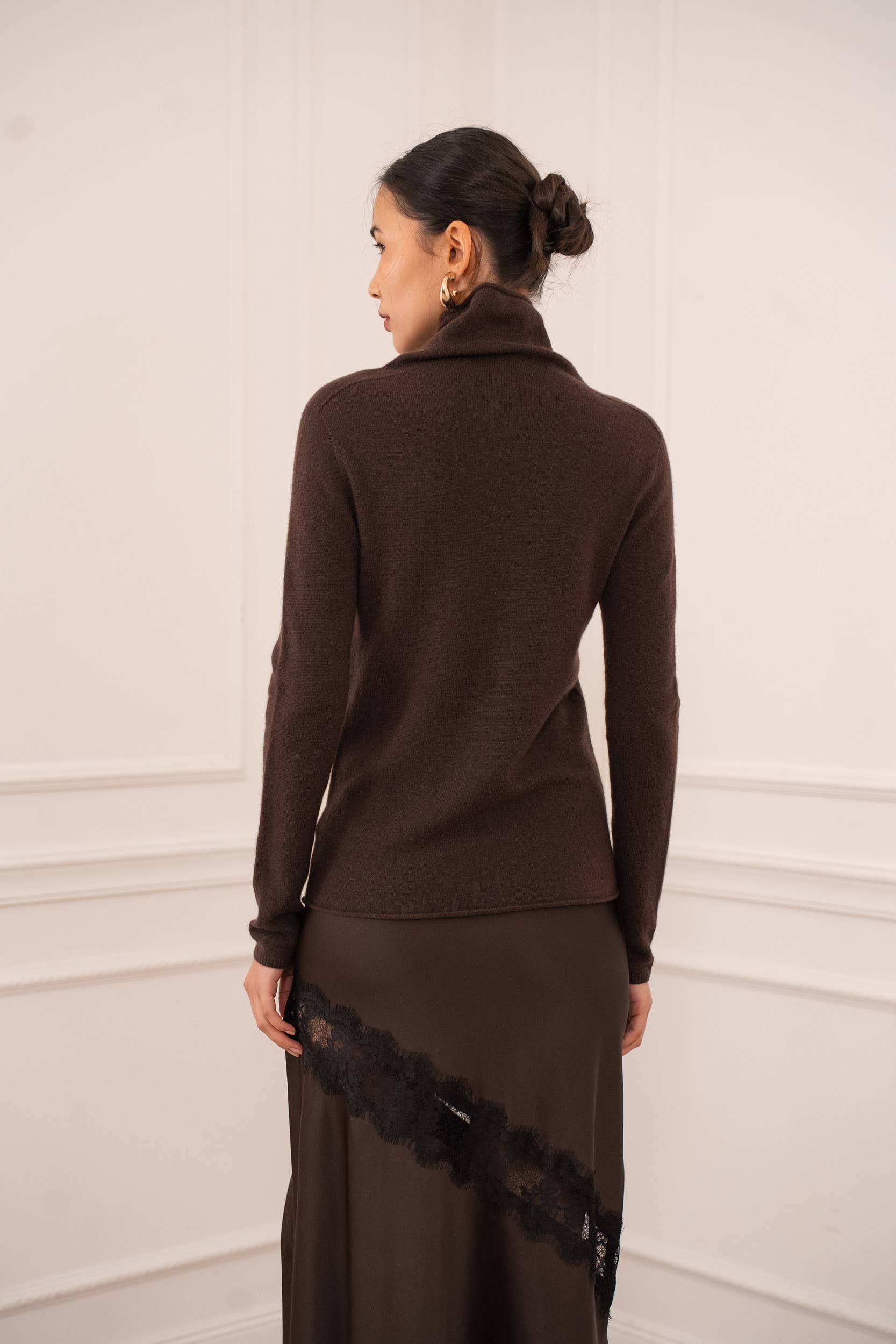 Choklate Paris - Rollkragenpullover in Schokobraun aus einem Wollmix mit Kaschmir