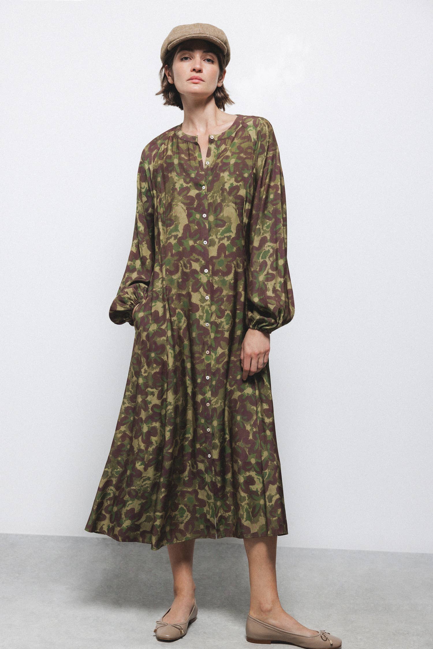 Lanidor Maxikleid mit floralem Camouflage-Design in Grün