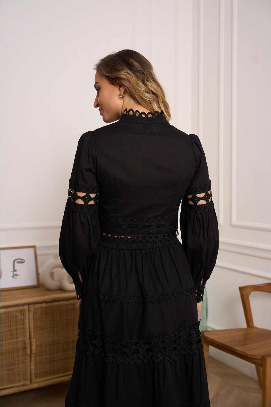 Choklate Paris Cropped-Bluse „Ellie“ Schwarz 100% Baumwolle mit Ajourspitze