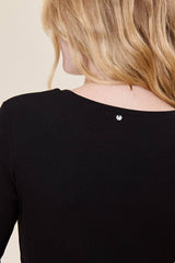Langärmeliges T‑Shirt aus gerippter Baumwolle: Ecru / M