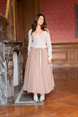 Cardigan "Mila" in Taupe mit Perlmuttknöpfen - Choklate Paris