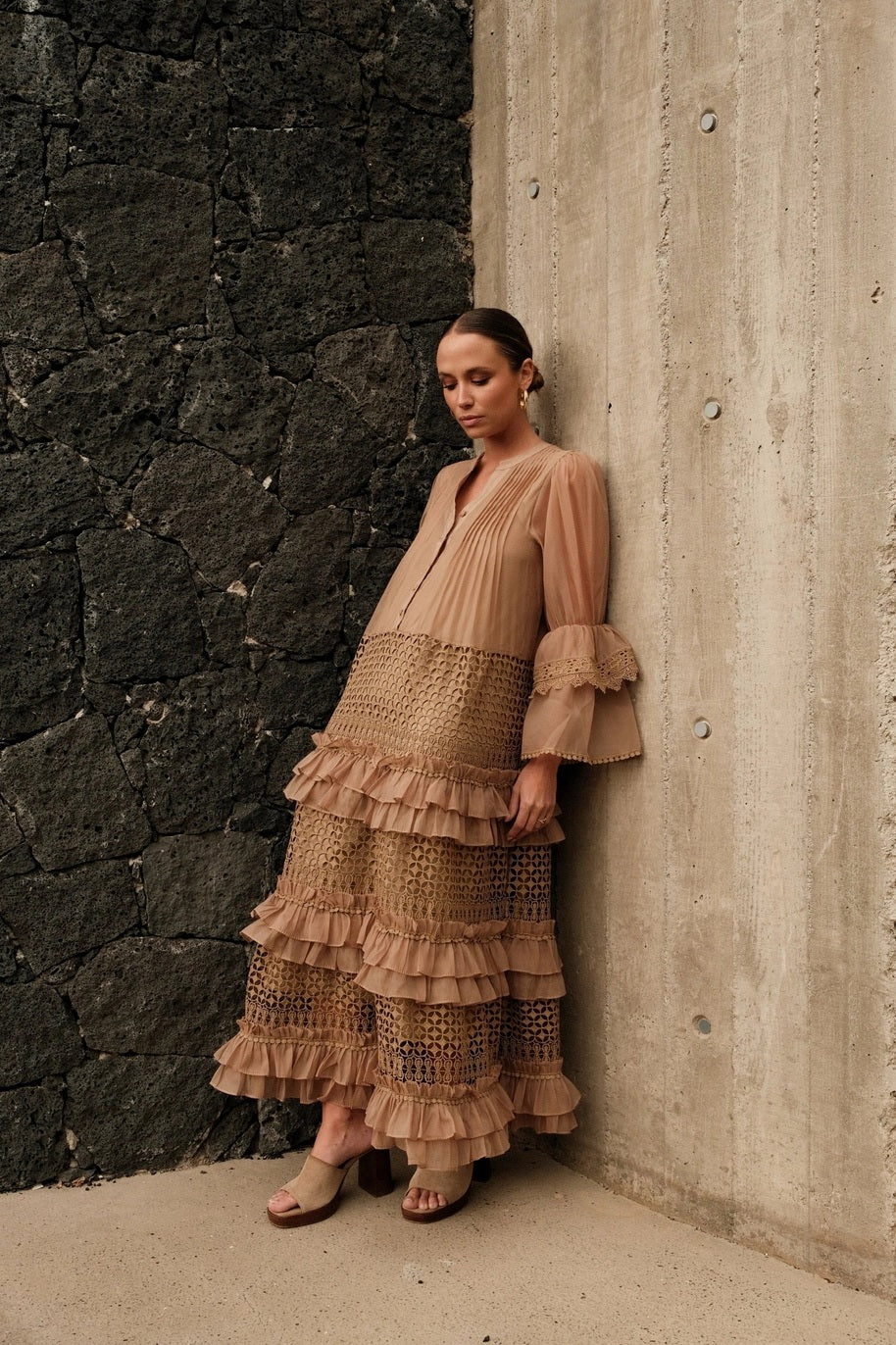 Purple Queen Maxikleid Thalys Camel mit Spitze und Volants