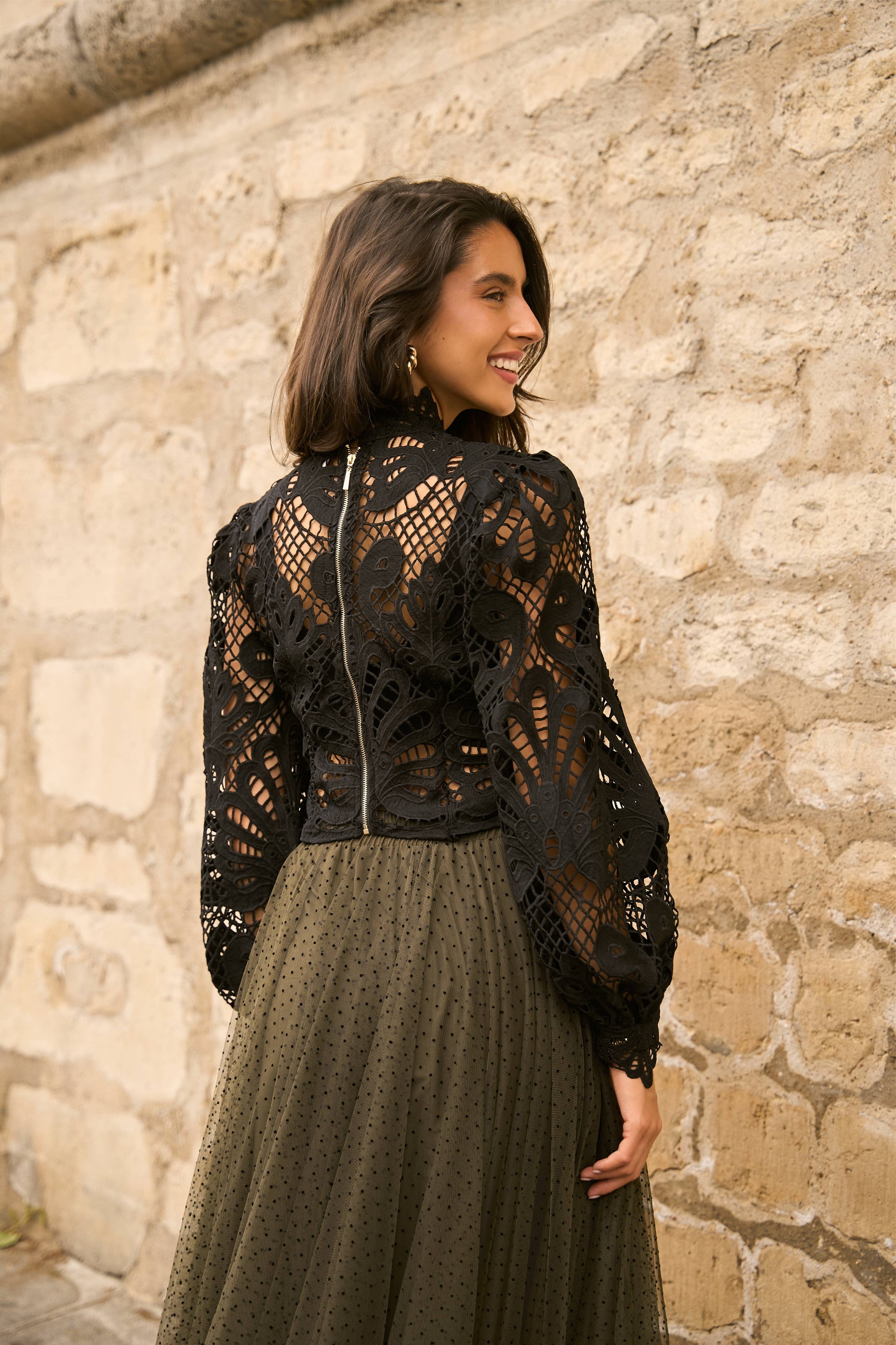 Choklate Paris Bluse Penelope aus Guipure-Spitze Schwarz