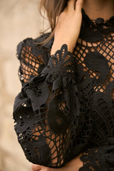 Choklate Paris Bluse Penelope aus Guipure-Spitze Schwarz