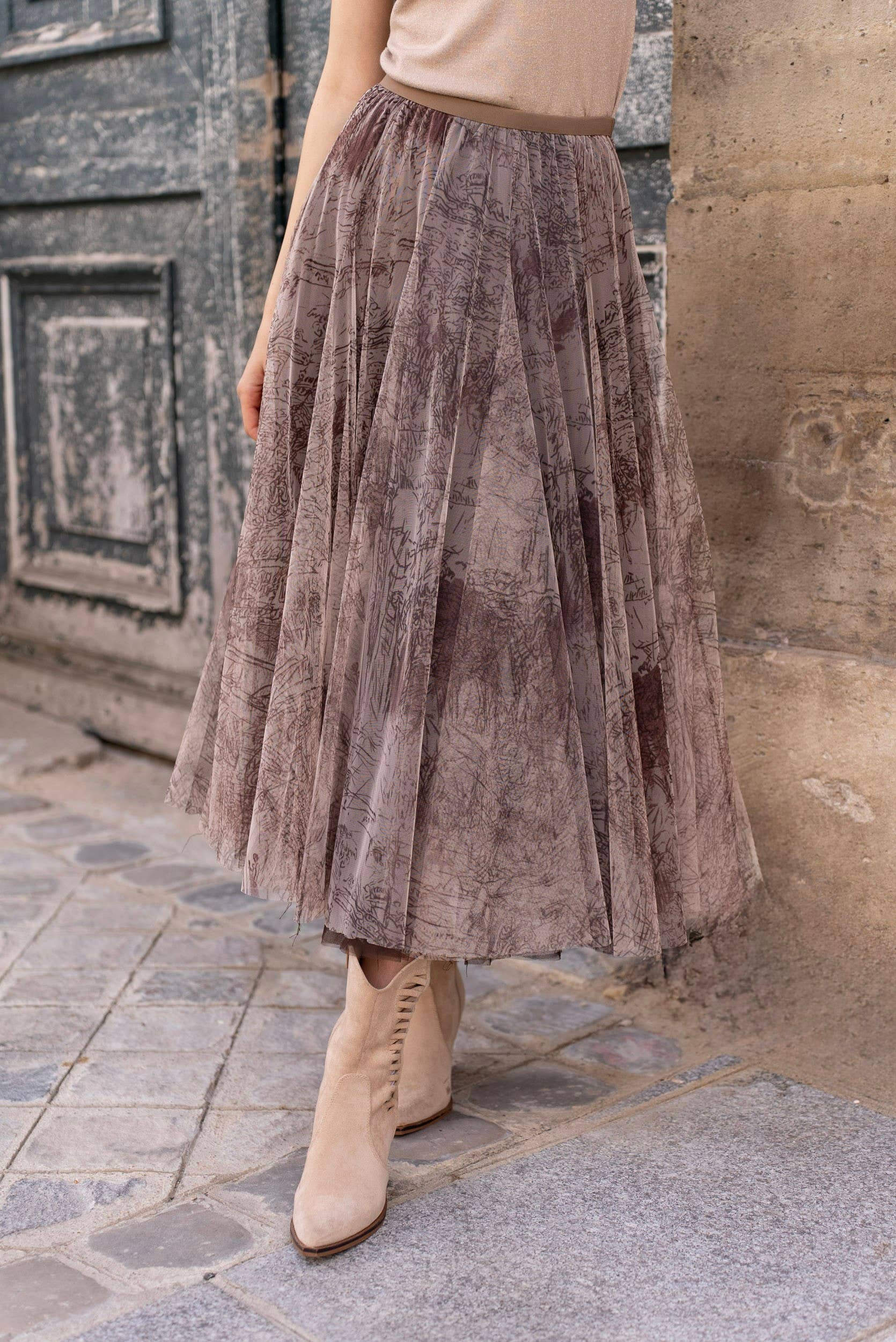 Choklate Paris Tüllrock mit Toile de Jouy Druck - Langer Tüllrock in Taupe