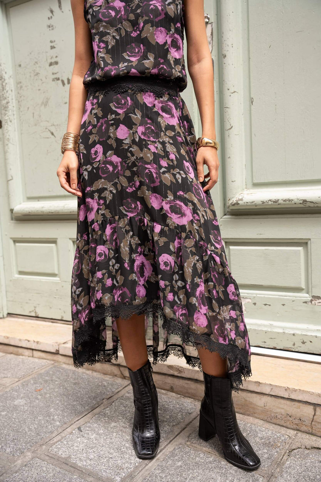 Choklate Paris - Asymmetrischer Midirock mit Rosenmuster