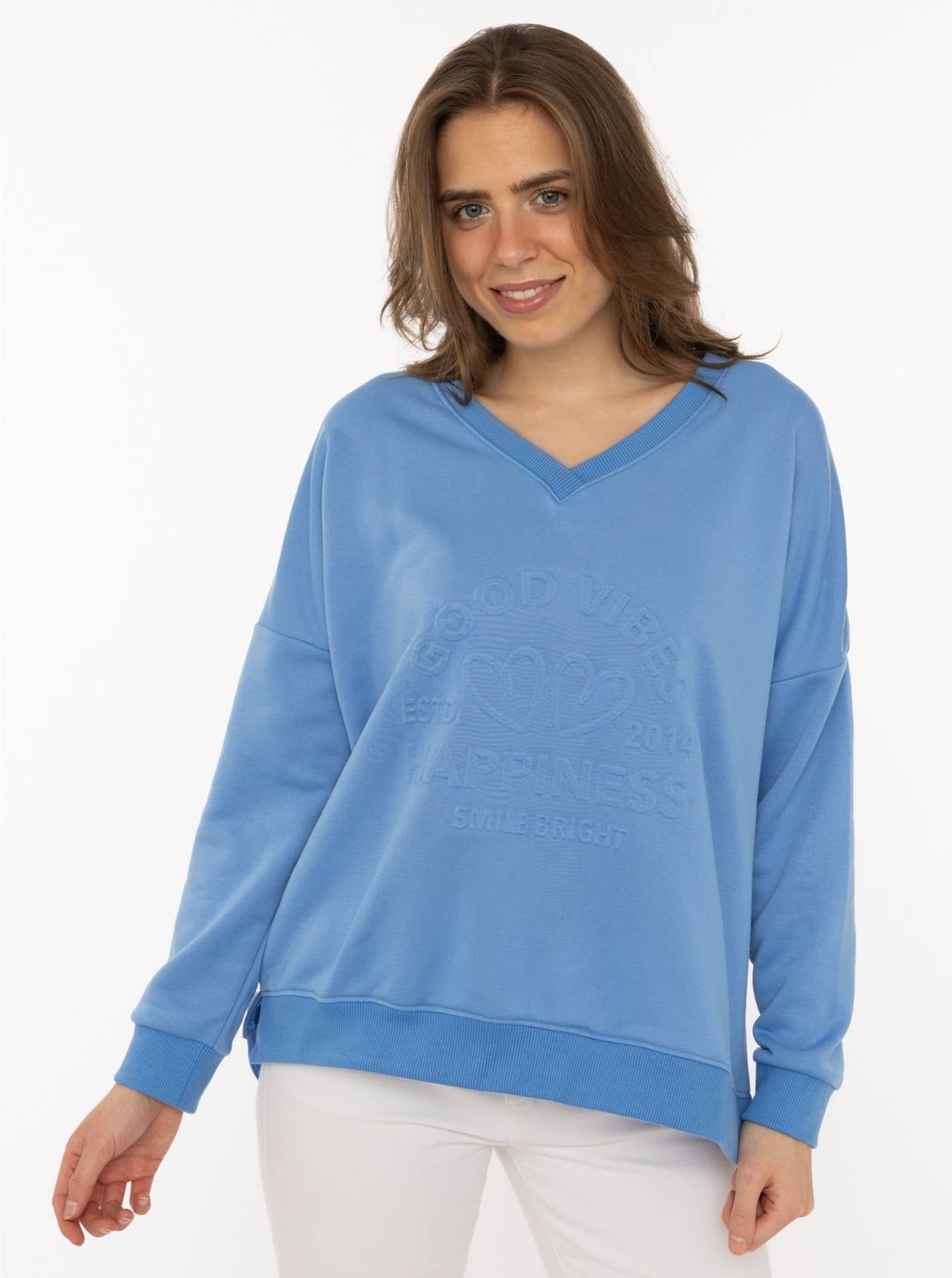Zwillingsherz V-Neck Sweater "Happiness Vibes" in Blau