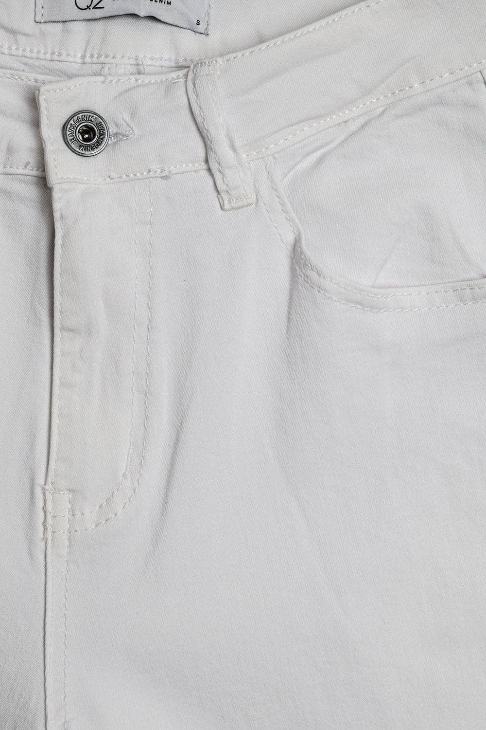 Q2 Bequeme Stretch-Jeans in Weiß