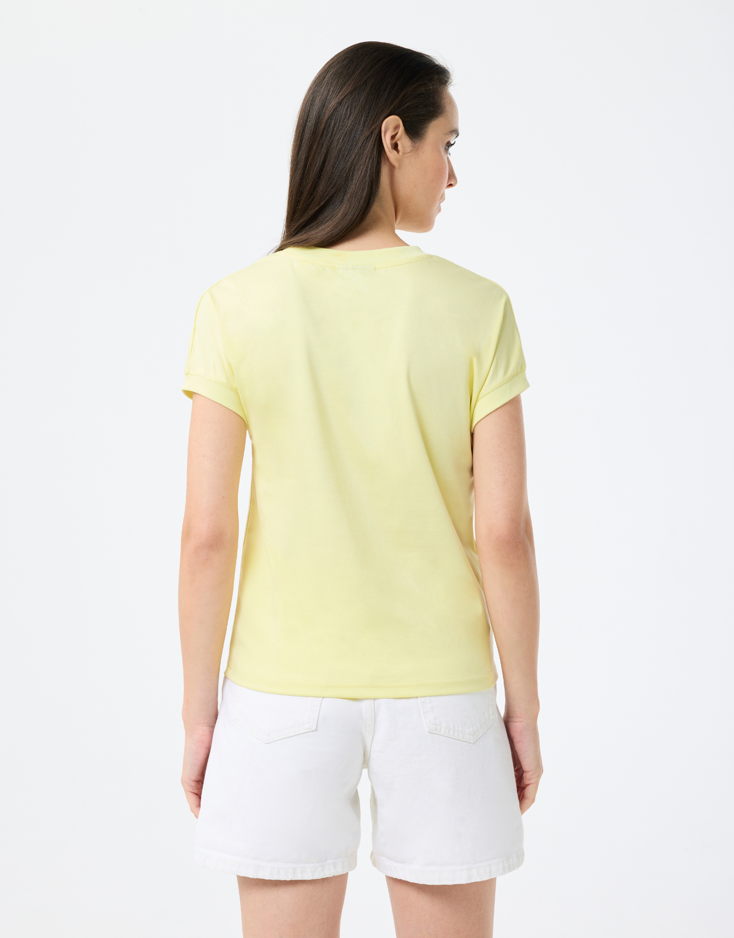 T-.Shirt "Carolina" in zartem Gelb mit floralem Motiv aus Glitzerperlen - Leo & Ugo