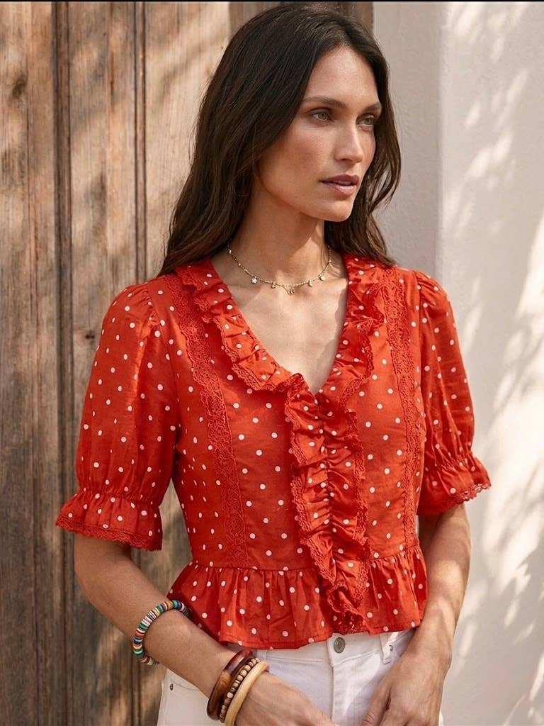 Choklate Paris Bluse Suzzie Rouge mit weißen Punkten | Cropped Baumwollbluse