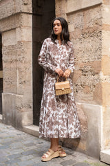 Choklate Paris Maxikleid Marbella in Schokobraun & Weiß Blumenprint Viskose-Seide