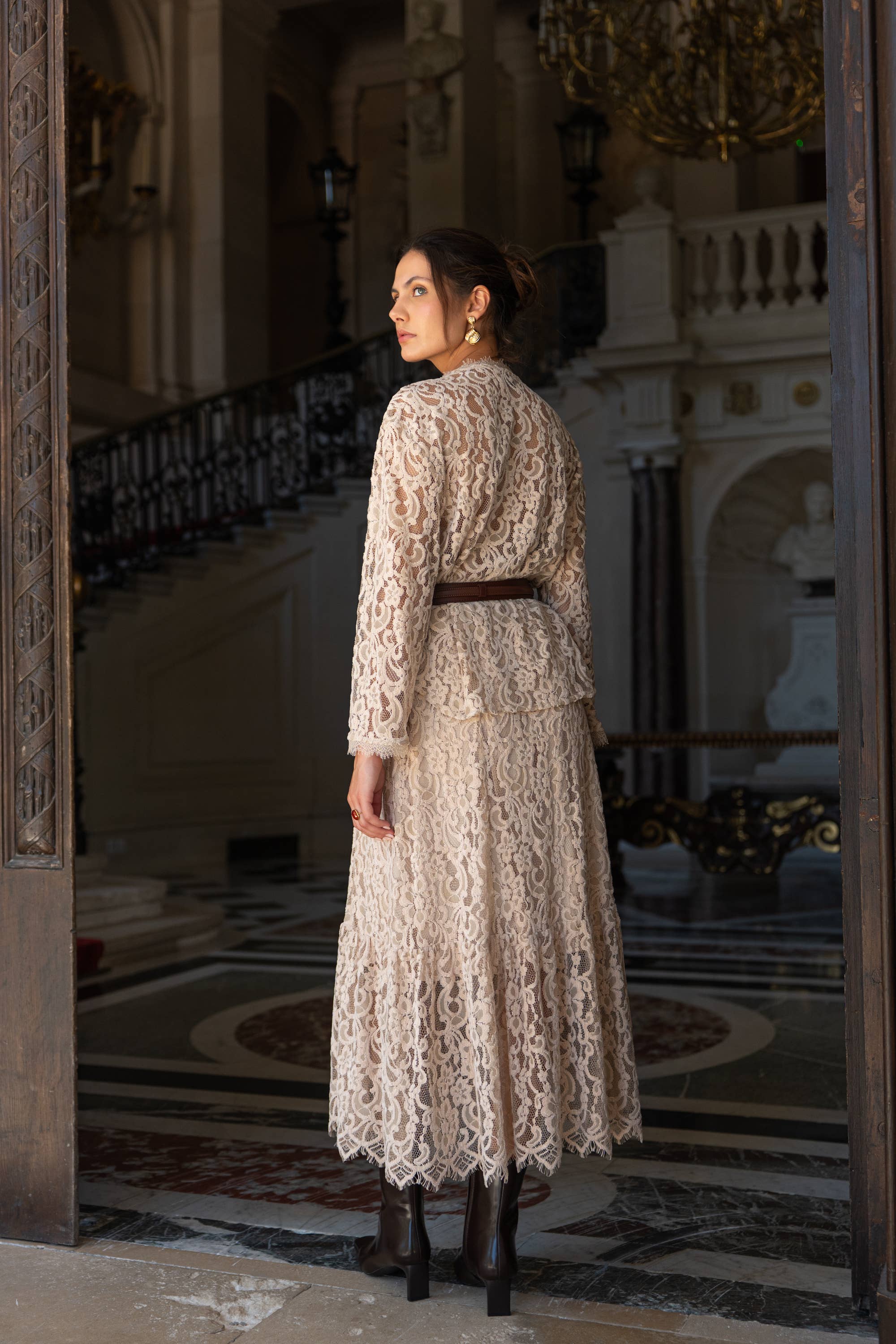 Choklate Paris - Ensemble Maël - Bluse & Spitzenrock in Taupe - Elegantes Zweiteiler-Set