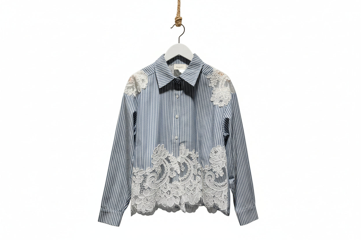 Choklate Paris Baumwollbluse mit Spitzeneinsätzen - gestreift - Blau-Weiß