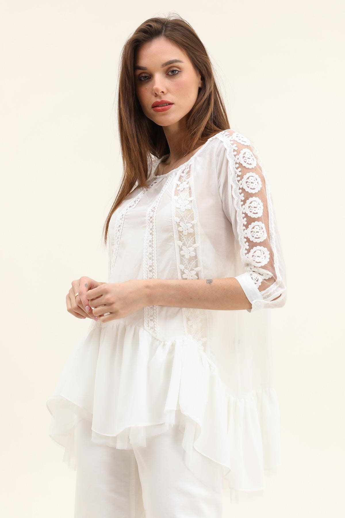 Choklate Paris Tunika-Bluse aus Baumwoll- und Seidenspitze Weiß