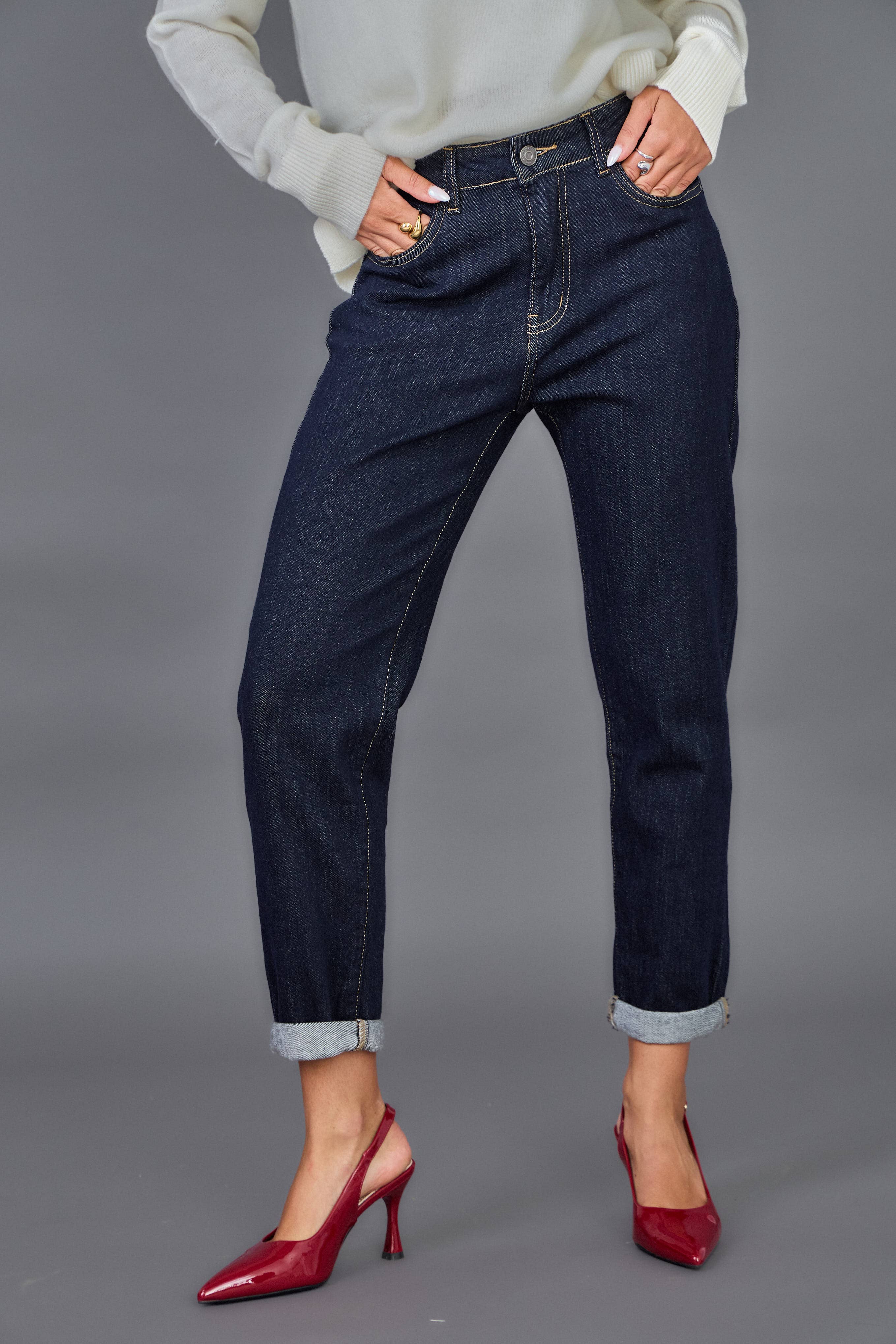 Ana & Lucy Mom-Fit Jeans „Jeanne“ in Marine Brut