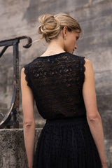 Choklate Paris Spitzen-Oberteil Schwarz Halbtransparent - Ärmelloses Top mit V-Ausschnitt