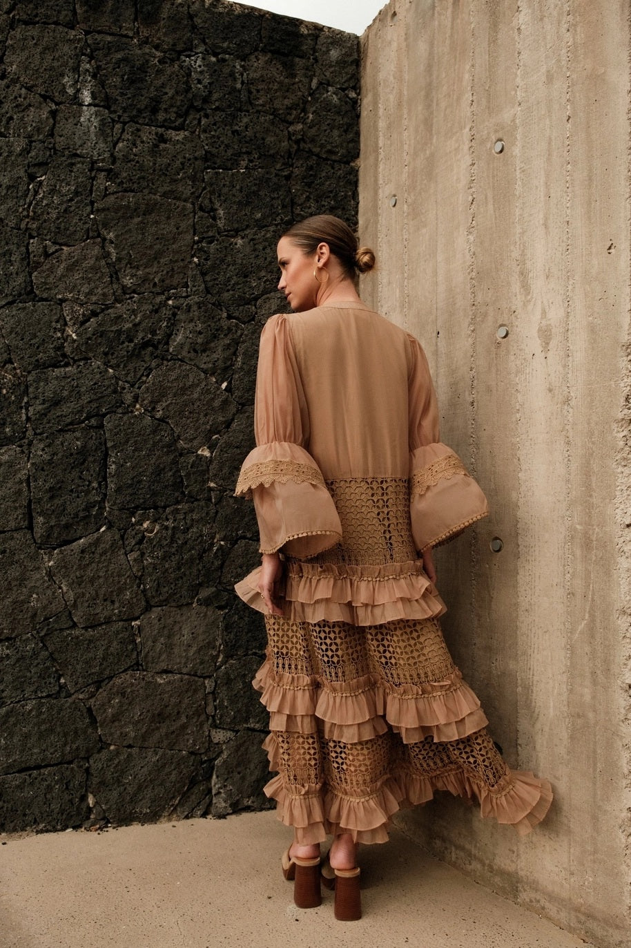 Purple Queen Maxikleid Thalys Camel mit Spitze und Volants