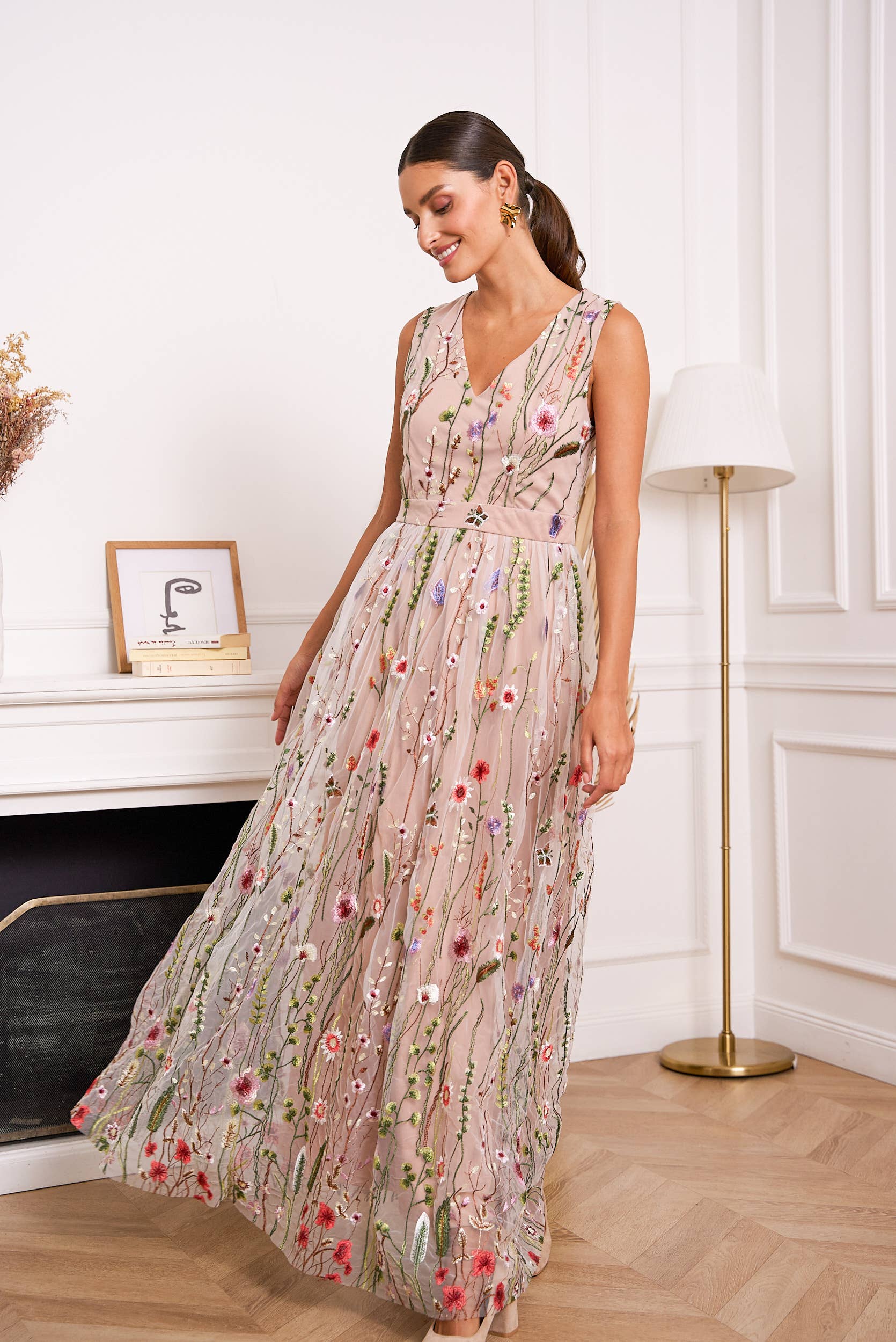Choklate Paris Kleid Josephine Rosa aus besticktem Tüll