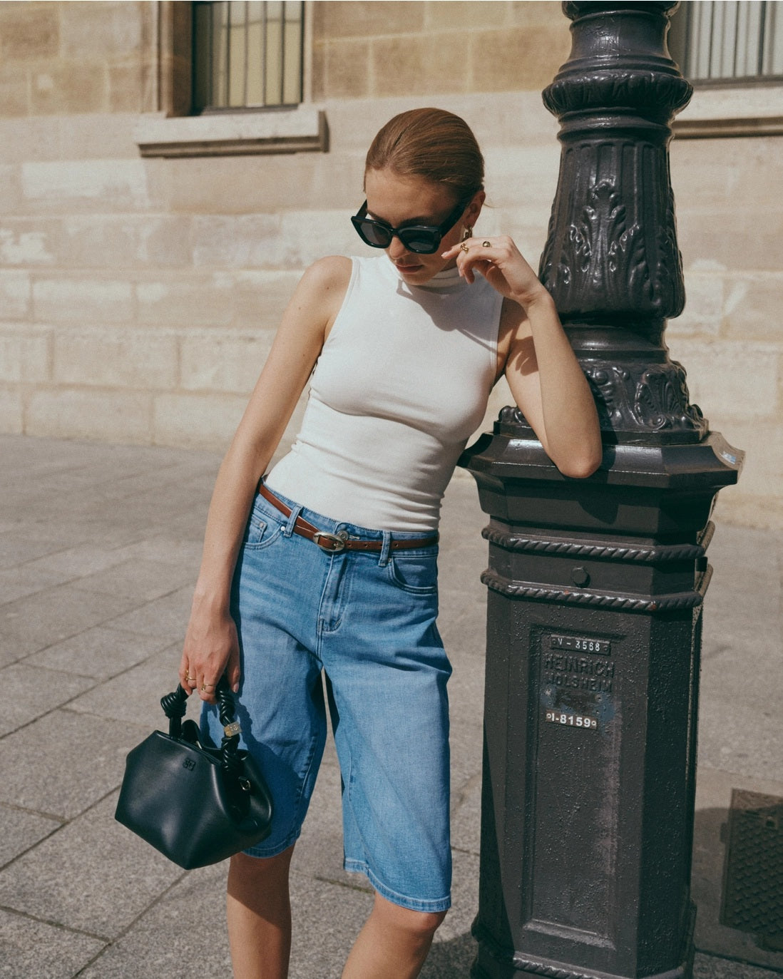 Ana & Lucy Bermuda Baggy Dad weite Passform Hellblau