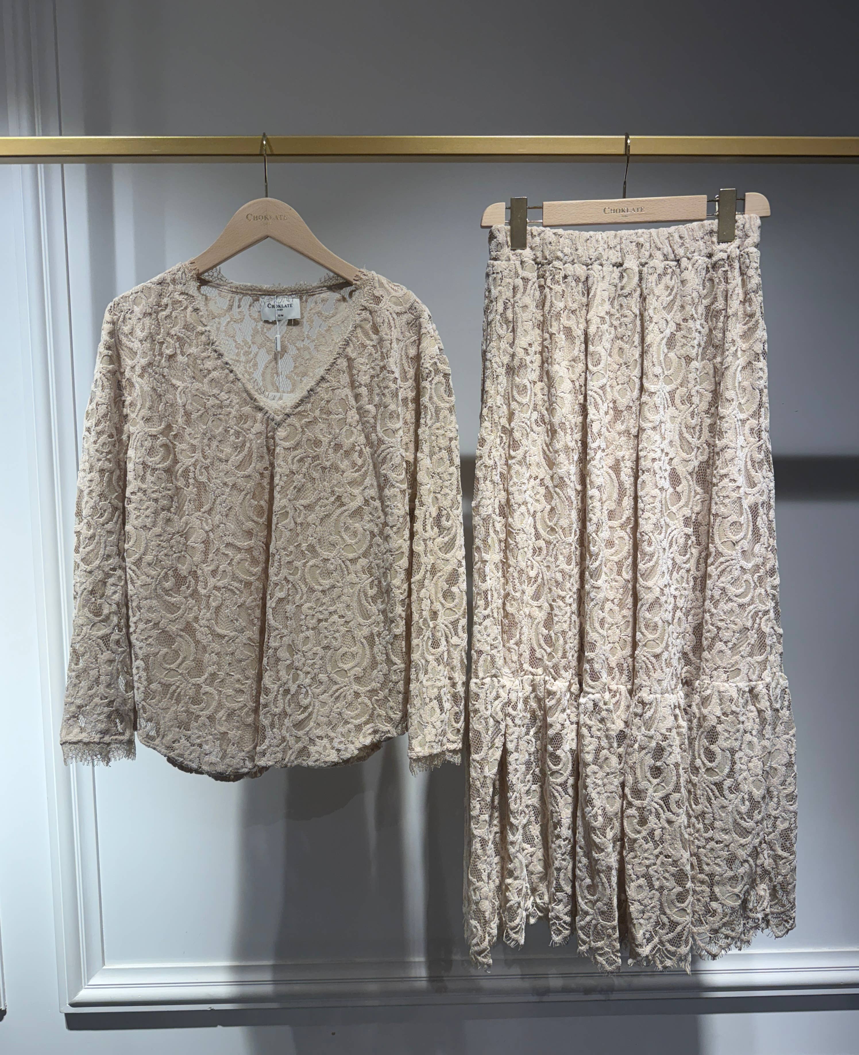 Choklate Paris - Ensemble Maël - Bluse & Spitzenrock in Taupe - Elegantes Zweiteiler-Set