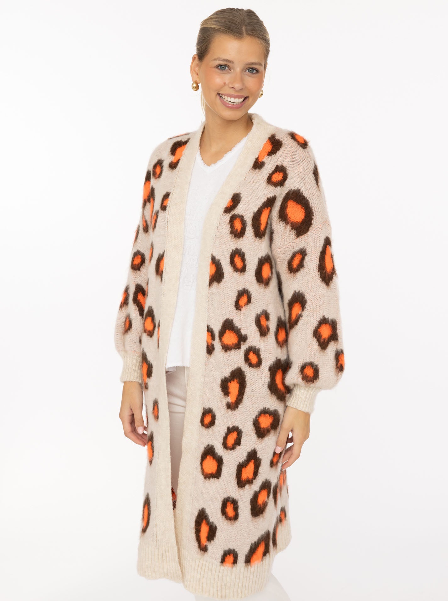 Zwillingsherz Kuschel-Cardigan "Soft Leo" mit orangefarbenen Akzenten