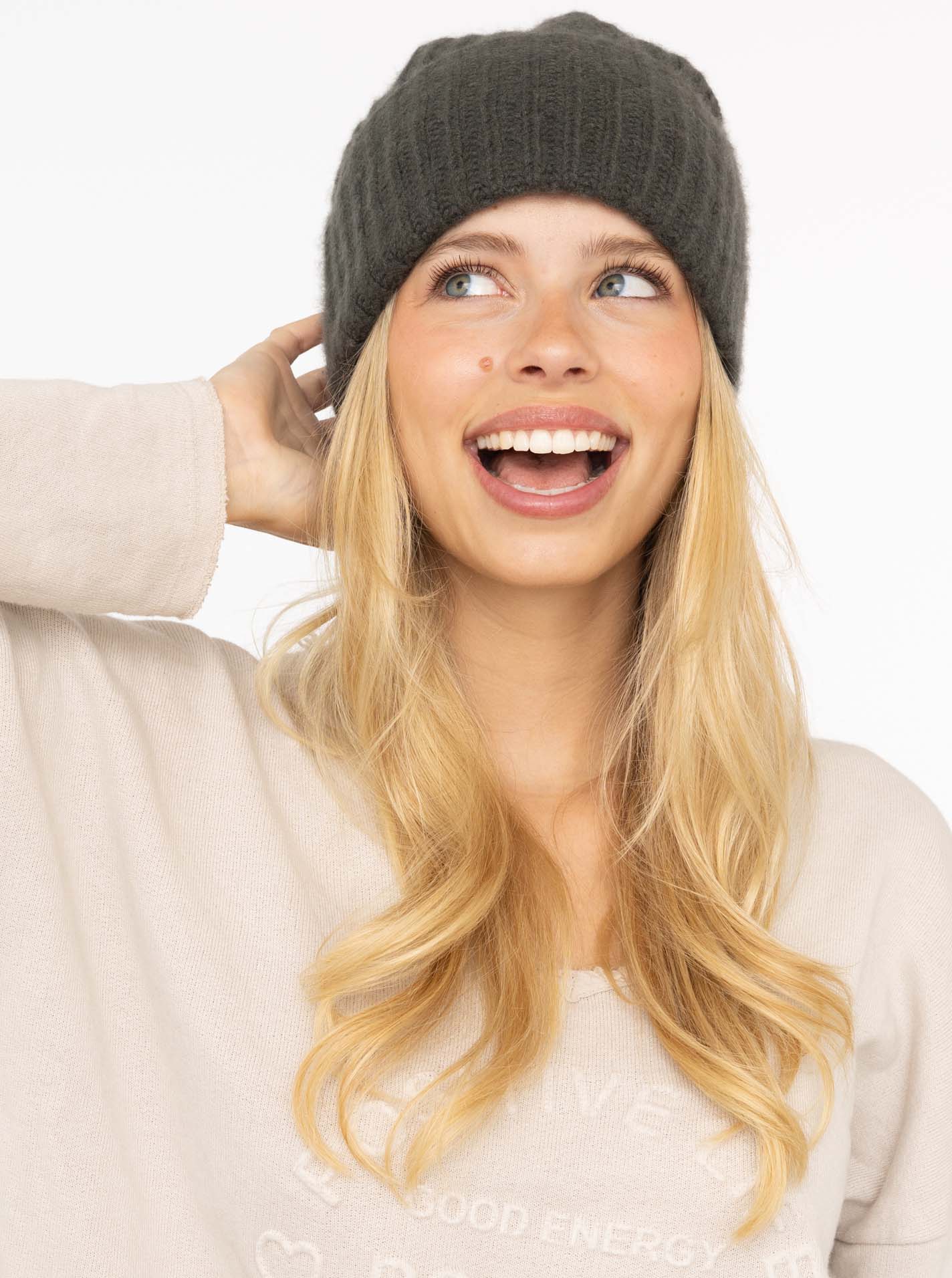 Zwillingsherz Mütze aus 100% Kaschmir - Olive - Grün - Grobstrick