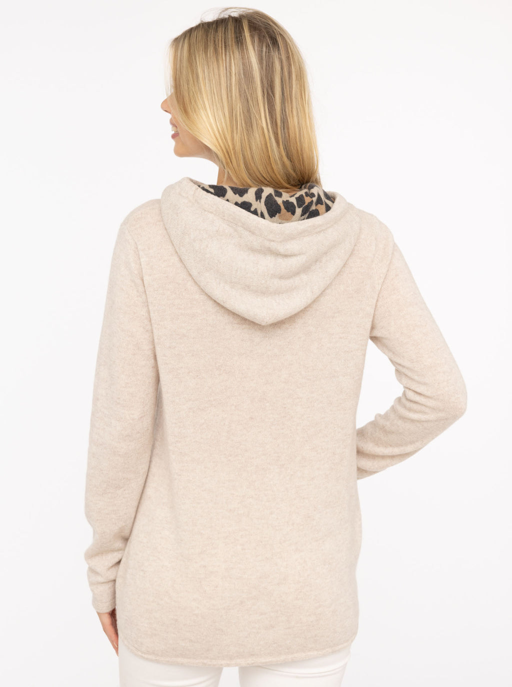 Zwillingsherz Hoodie aus 100% Kaschmir mit Leo-Details - Beige