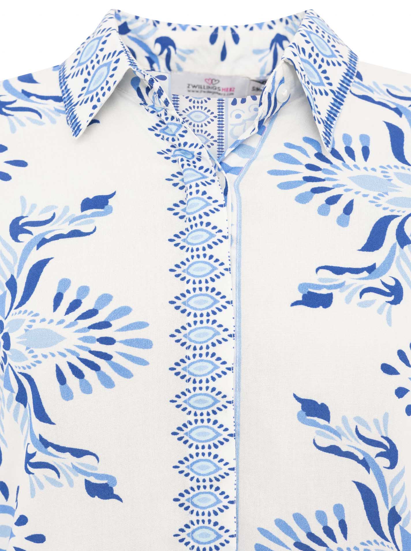 Zwillingsherz Bluse aus 100% Viskose mit floralem Print - Blautöne