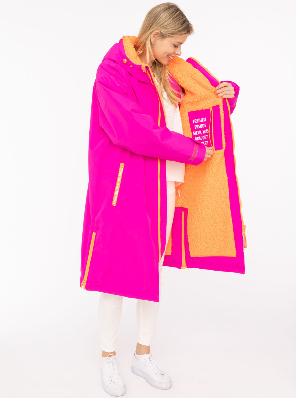Oversize Windjacke "Surferjacke" in Neonpink mit Teddyfutter von Zwillingsherz