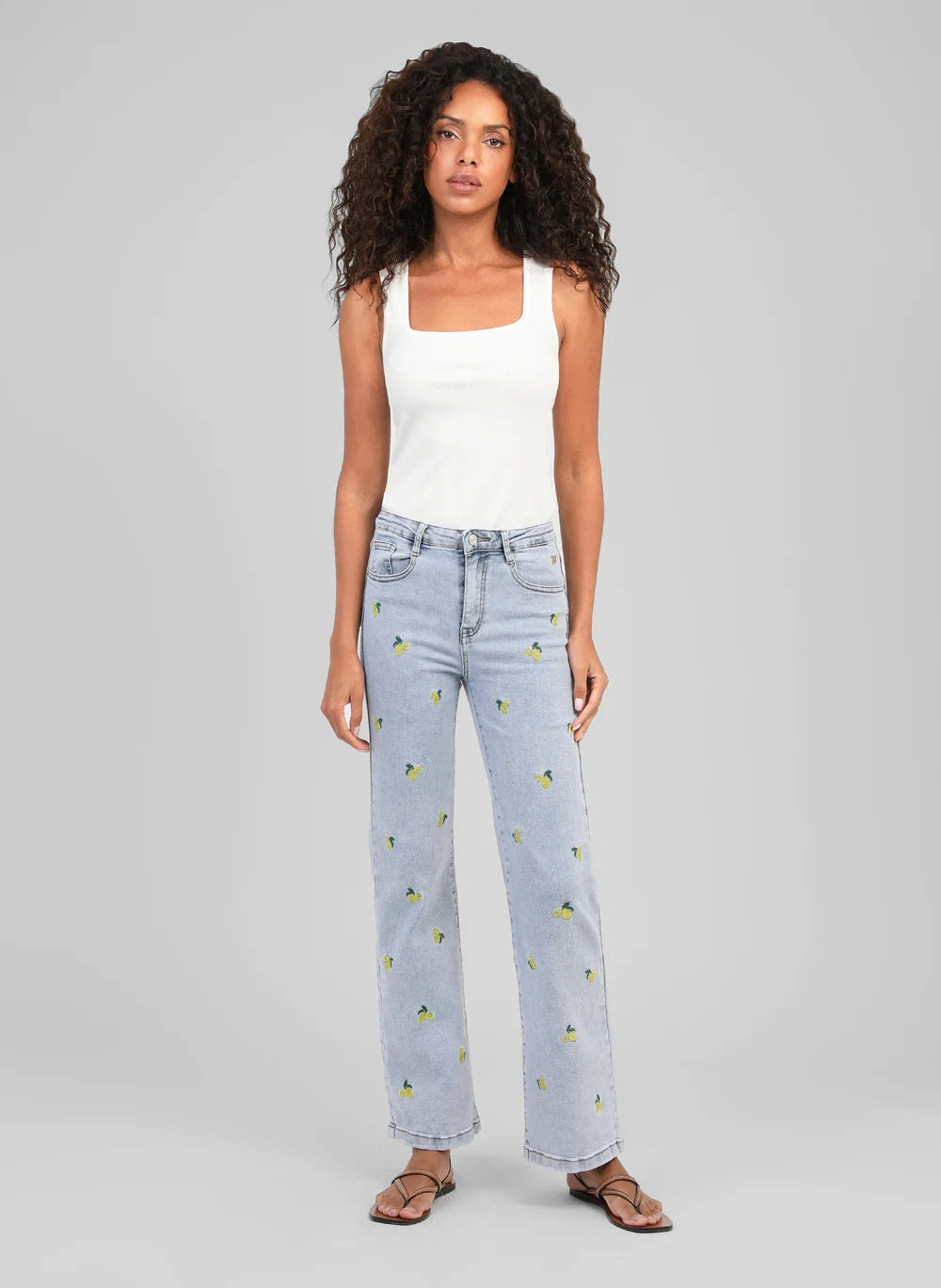 Ange Paris Jeans Picitron Hellblau mit Zitronenstickerei