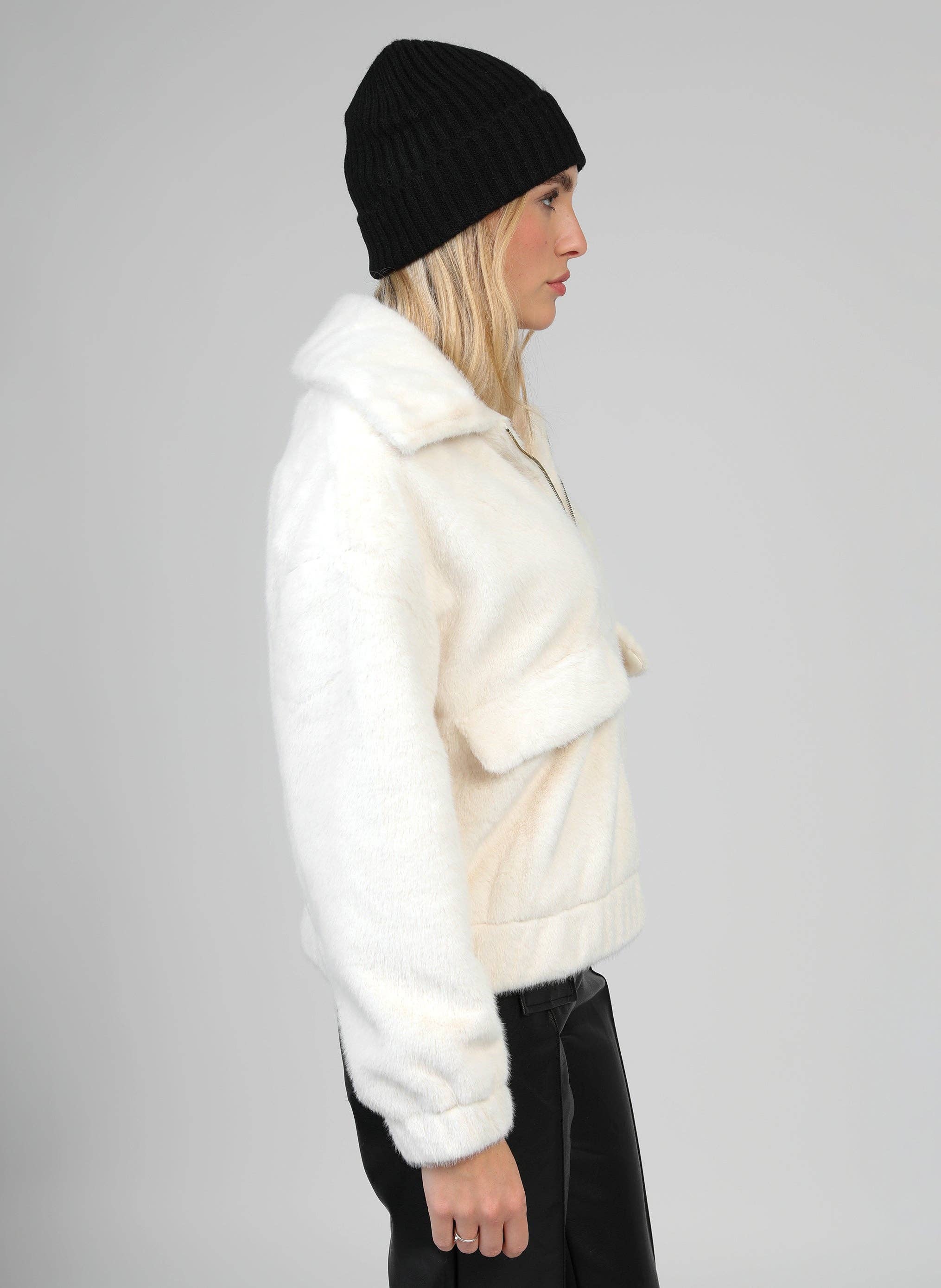 An'ge Paris Jacke Candice - Kunstfelljacke in Vanille - Kurze Jacke