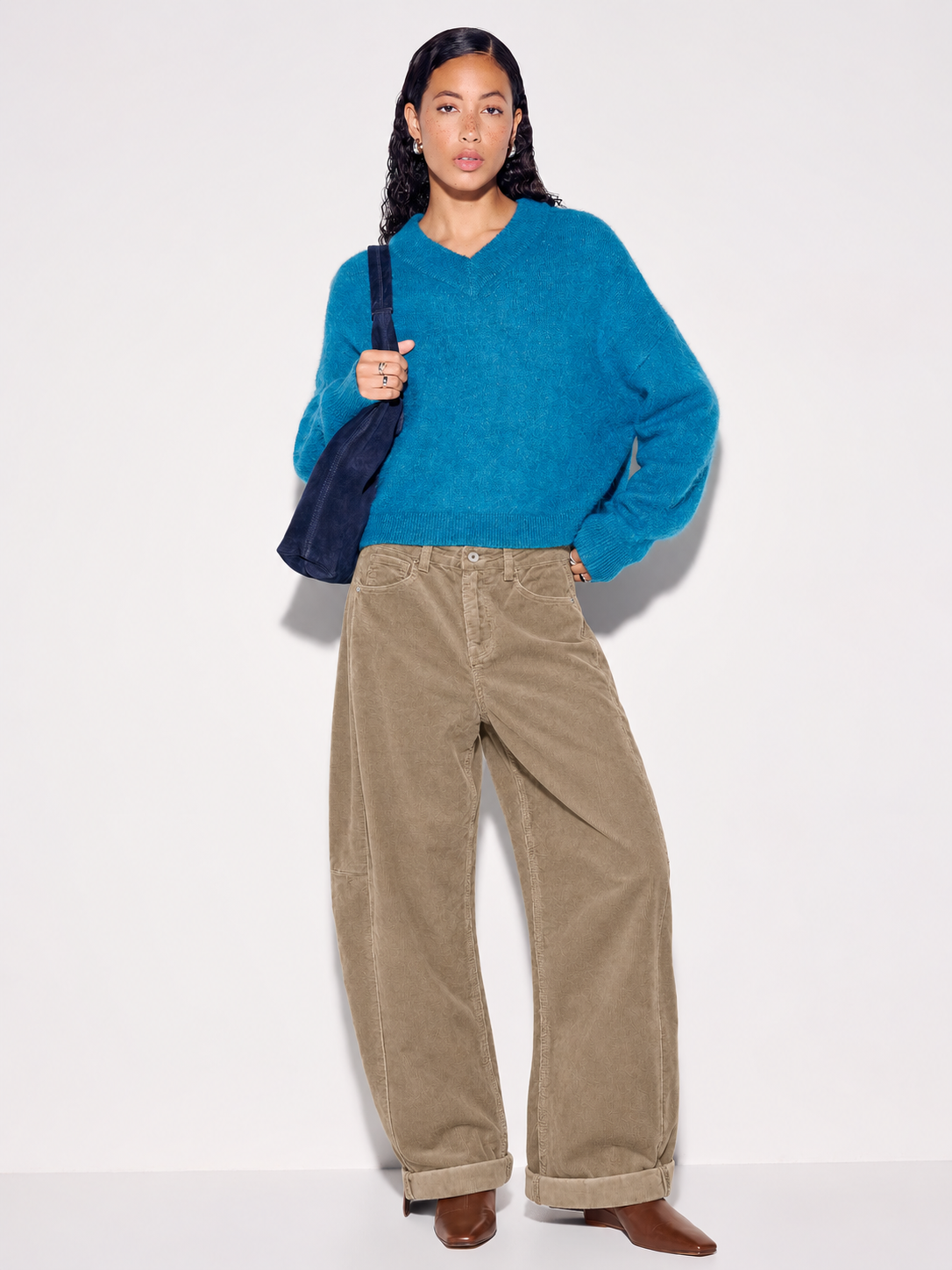 Lässige Feincord-Hose im Barrel-Fit: Off-White / M