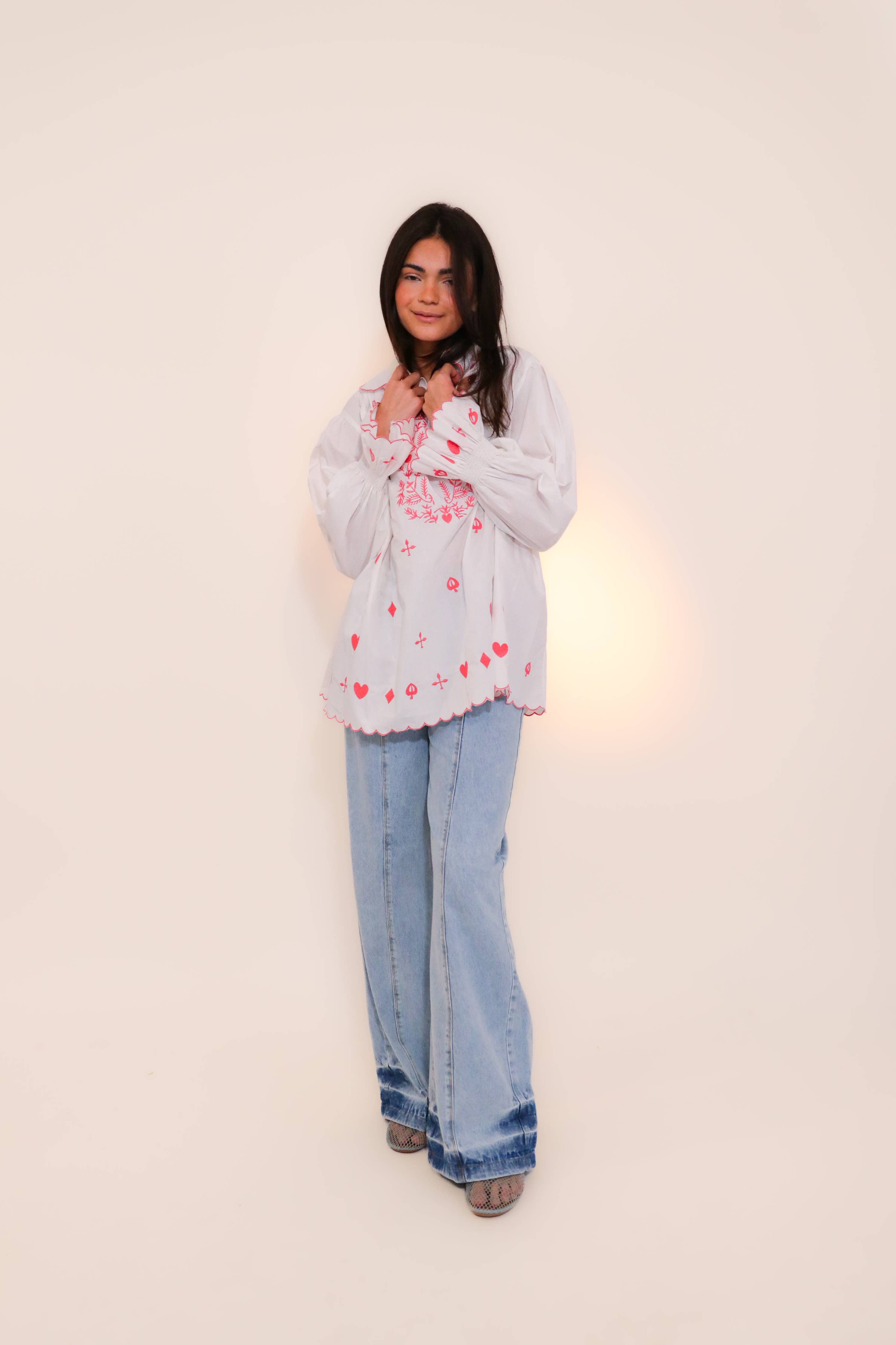 The Corner Bestickte Baumwollbluse Weiß  Herz- und Blumenstickerei