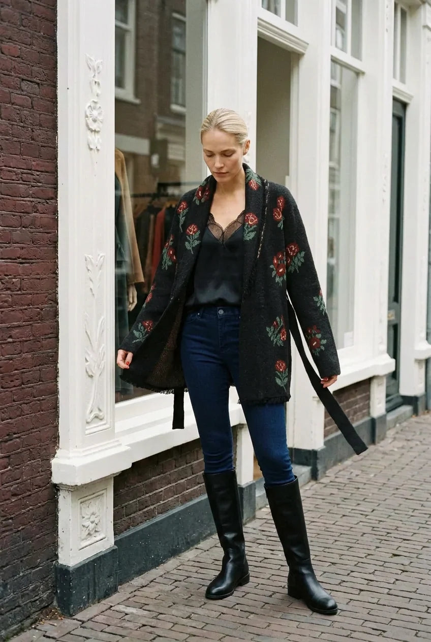 Ange Paris ADELAMY Top mit Spitze in Schwarz im Negligéstil