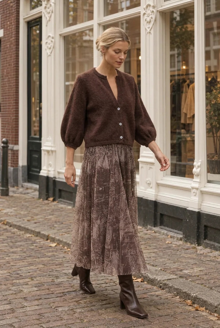 TAMBA flauschiger Strickcardigan mit V-Ausschnitt Espresso-Braun