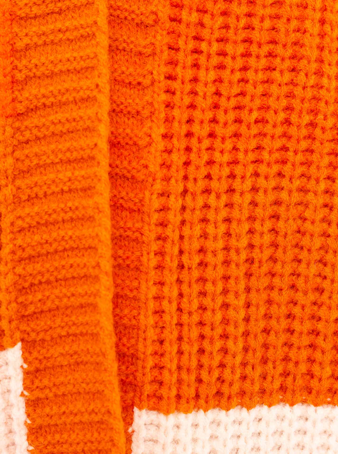 Zwillingsherz - Cardigan Grobstrick mit Streifen in Orange-Pink-Weiß - Viskosemischung