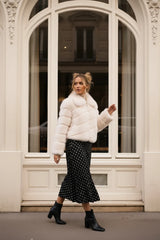 Attentif Paris Kunstfell-Jacke Beige – Langhaarig & schräg gestreift