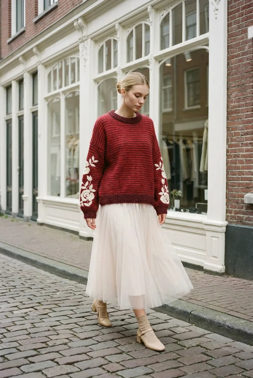 Afinity Strickpullover Audrey mit Blumenstickerei Rouge – lockerer Schnitt