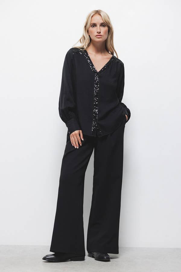 Lanidor - Bluse - Schwarz mit tonalen Paillettendetails - V-Ausschnitt