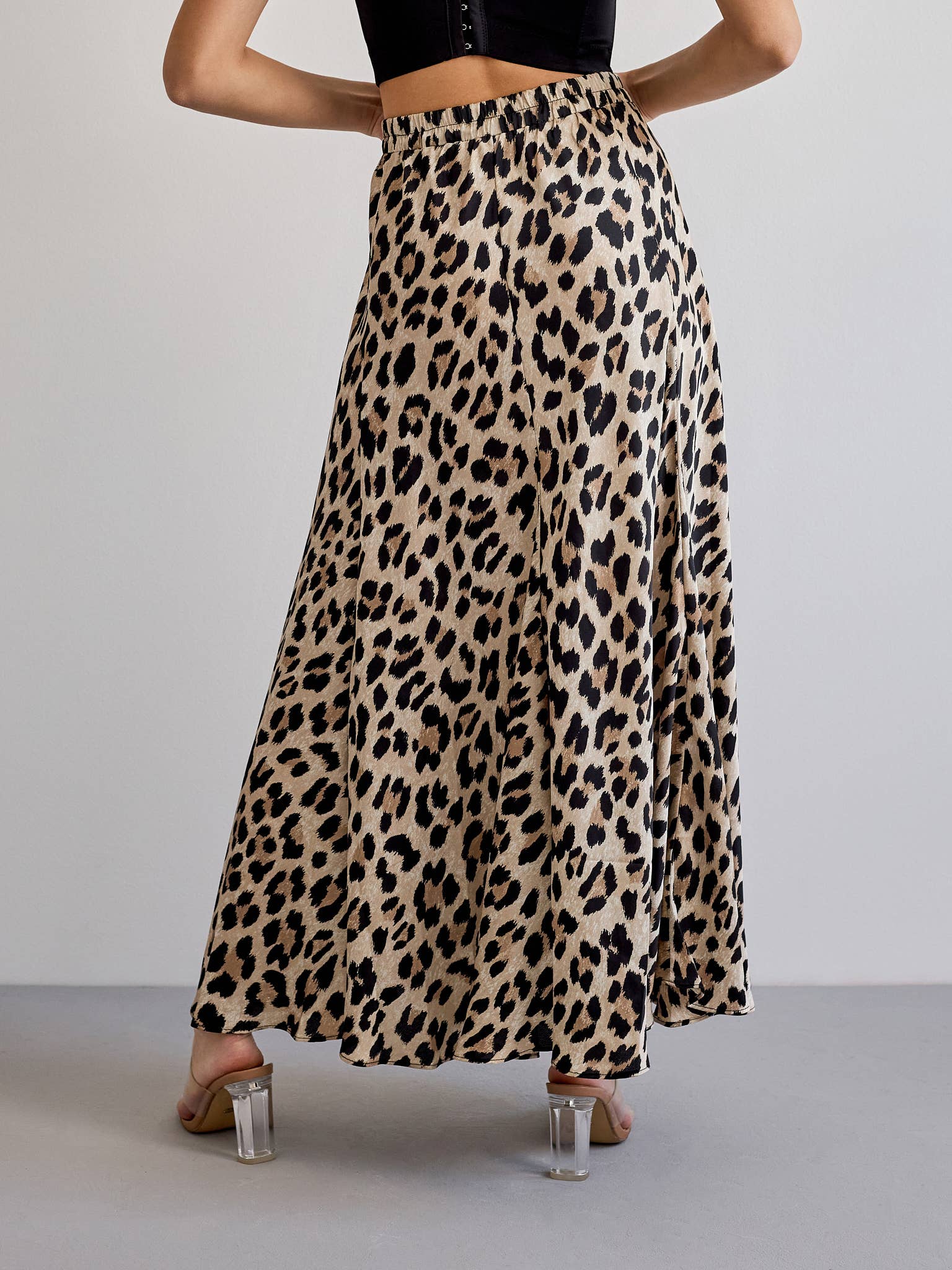 Choklate Paris - Rock "Valentine" aus schwerem Satin im Leopardenprint