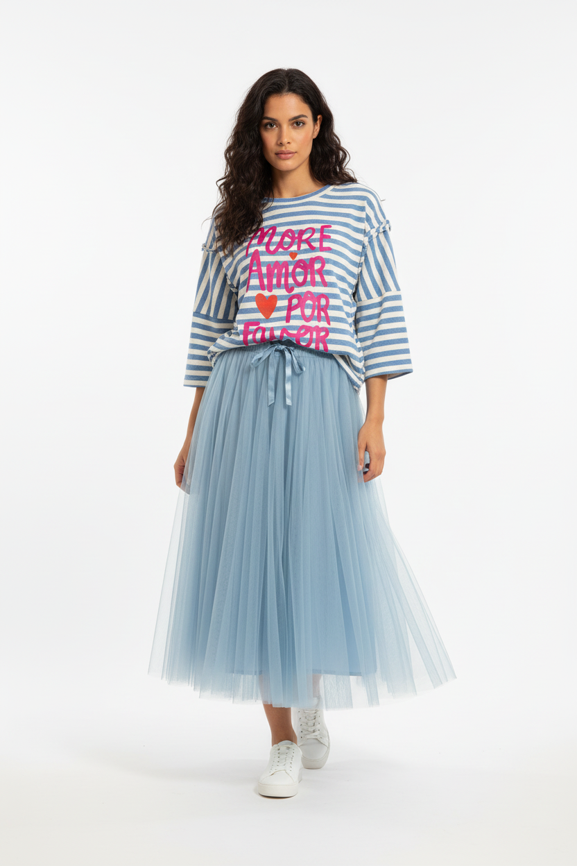 Choklate Paris Aria Tüllrock Hellblau mit More Amore Shirt
