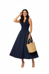 Choklate Paris Kleid Marine-Blau frontal dynamisch