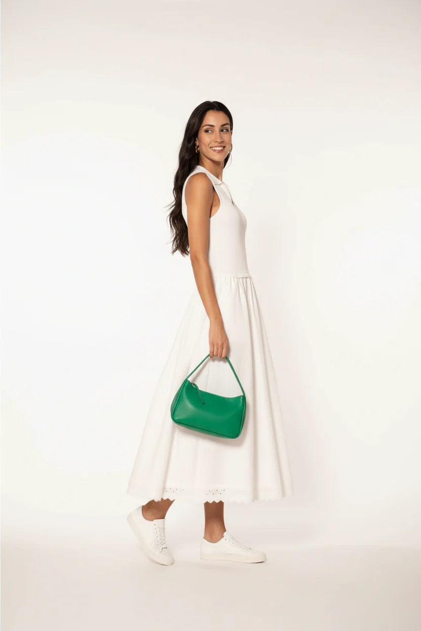 Choklate Paris Kleid aus raffiniertem Materialmix - Feinstrick-Oberteil mit Polokragen Weiß