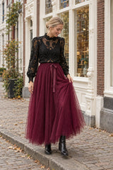 Choklate Paris Bluse Penelope aus Guipure-Spitze Schwarz