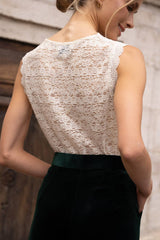 Choklate Paris - Oberteil aus halbtransparentem Spitzenstoff in Weiß - Ärmelloses Spitzentop