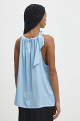 Choklate Paris Blusentop Elisabeth - Satin  - Schleife am Kragen Hellblau