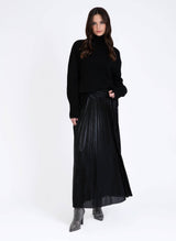 An'ge Paris Pullover Lipy in Schwarz - Weicher Strickpullover mit Rollkragen